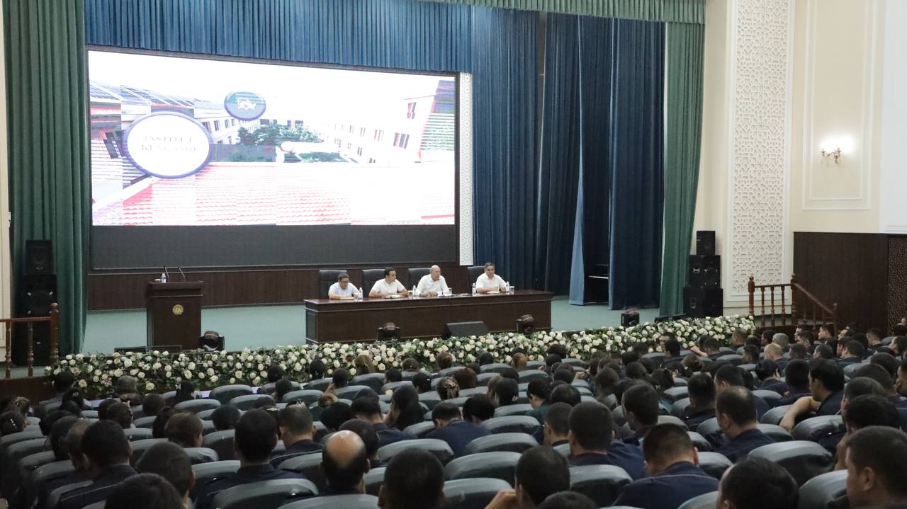 IIV Akademiyasida amaliy uchrashuv